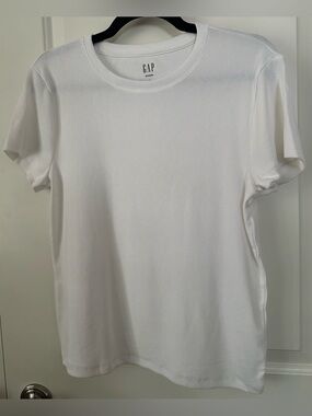 GAP Modern White Ribbed Crewneck Short Sleeve Tee Womens Large NWOT